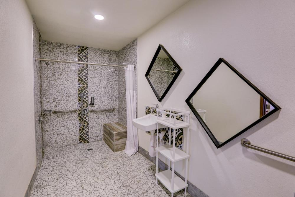 Double Room - Disability Access interior